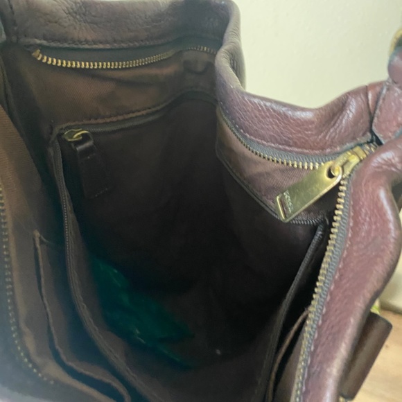 Elegant Brown Leather Tote Bag - Picture 4 of 6